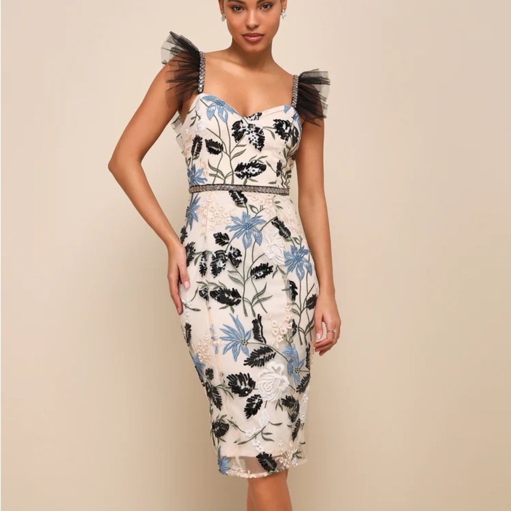 Lulus Show stopper cream embroidered midi dress, formal size medium
